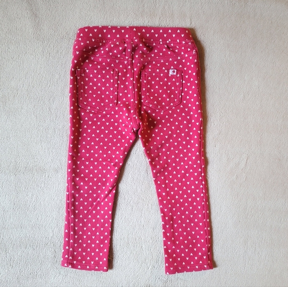 H&M Baby Girl Red/White Heart Leggings (2 Back Pockets) Size 1 ½ - 2 Years - Picture 2 of 4